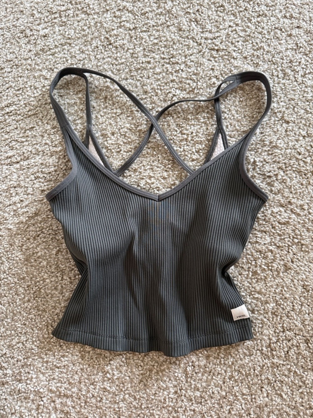 Vuori Ribbed Strappy Cropped Tank - Olive Green